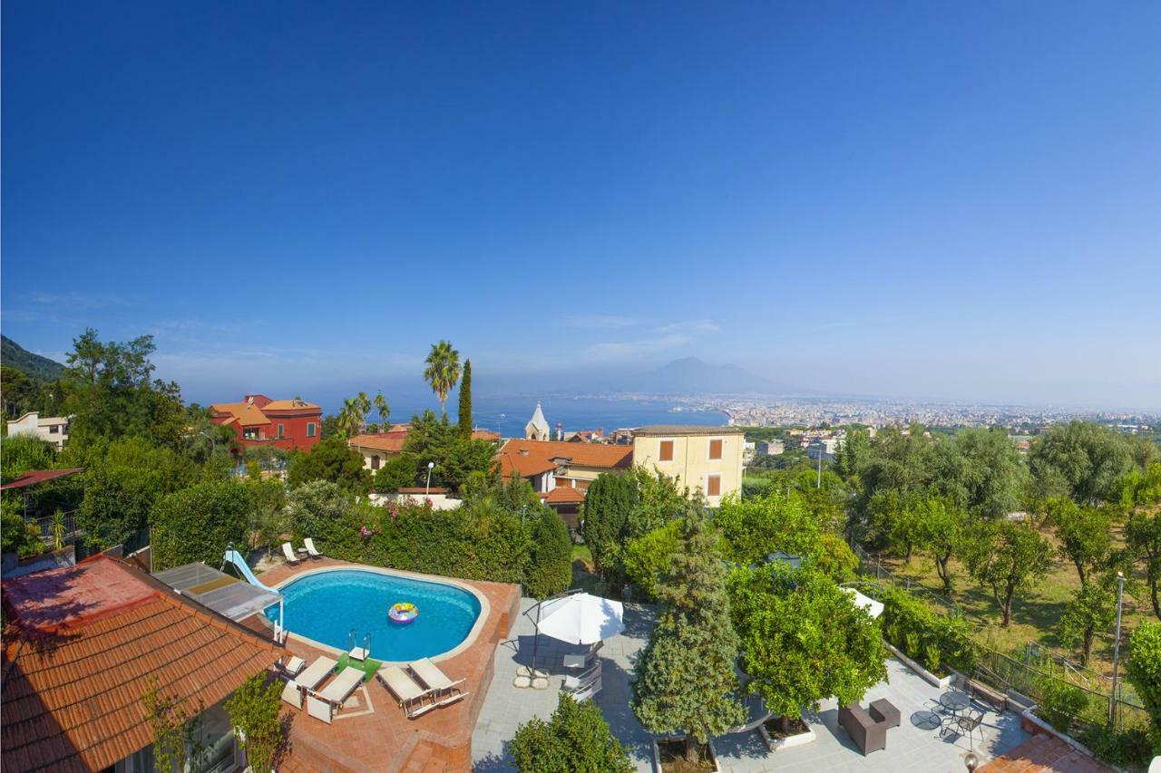 Amore Rentals - Villa Panorama Castellammare di Stabia Bagian luar foto