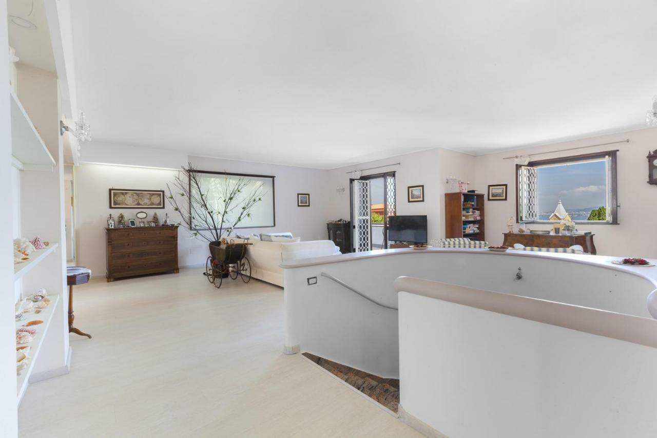 Amore Rentals - Villa Panorama Castellammare di Stabia Bagian luar foto