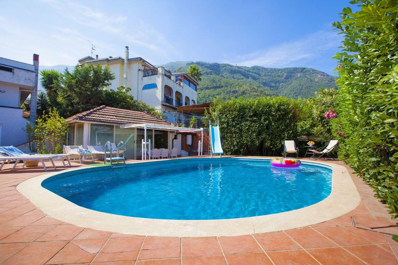 Amore Rentals - Villa Panorama Castellammare di Stabia Bagian luar foto